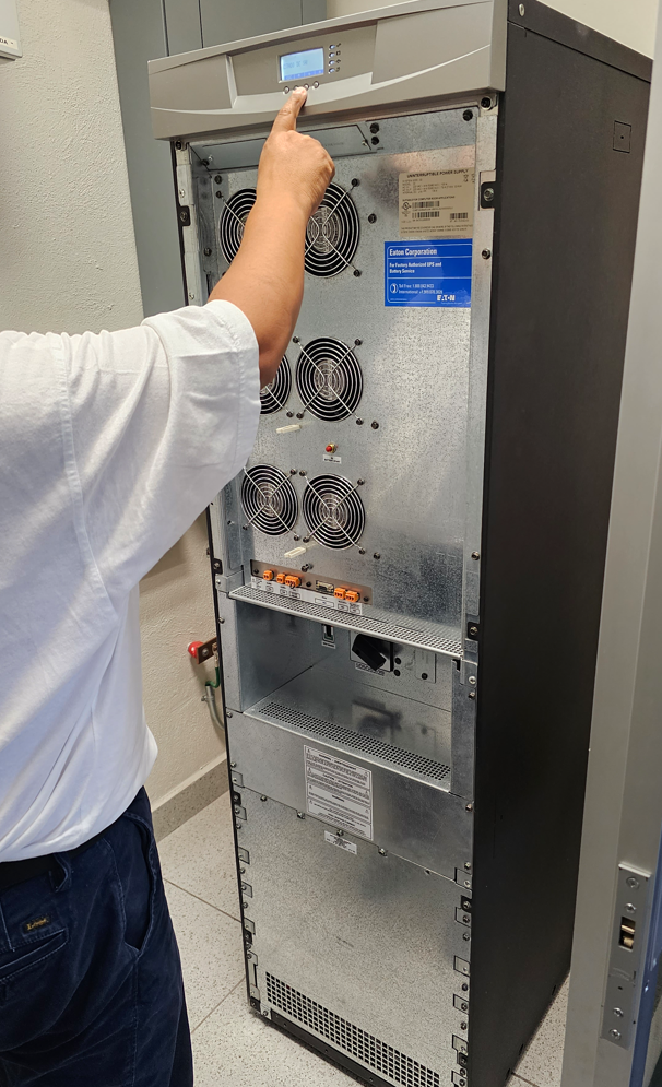 Mantenimiento a Baterías en UPS (Remplazo e instalación)